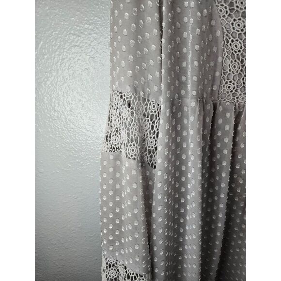 Daniel Rainn Women's Gray Swiss Dot Long Sleeve Sheer Blouse Size Medium - Picture 3 of 7